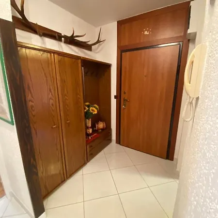 Pantos Apartment