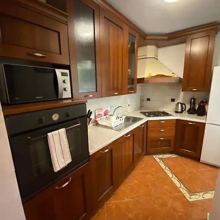 Apartment Pantos *