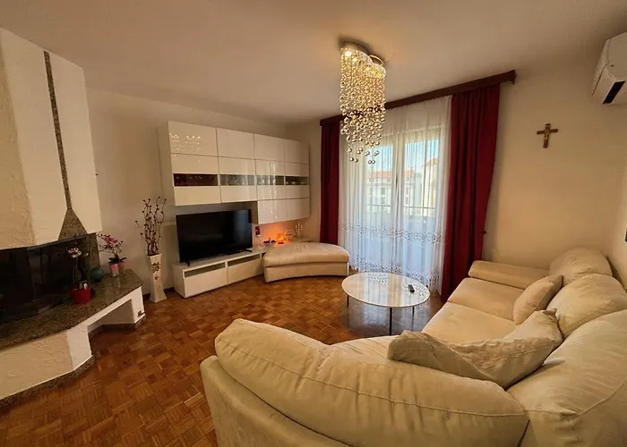 Апартаменты Pantos *